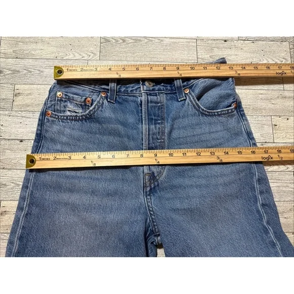 Levis Jeans Womens 26W 27L Premium Ribcage Straight Ankle Distressed Button Fly - Picture 14 of 16